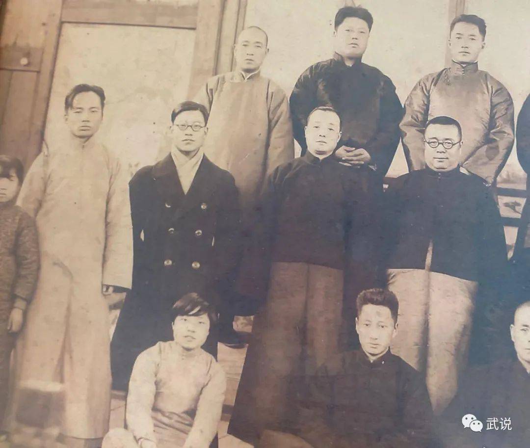 侪辈拼音-侪的拼音是什么