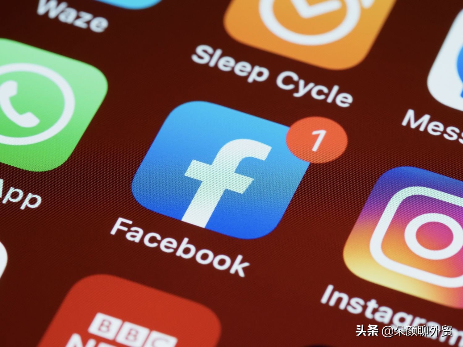 whatsapp加群-whatsapp群组里怎么加人