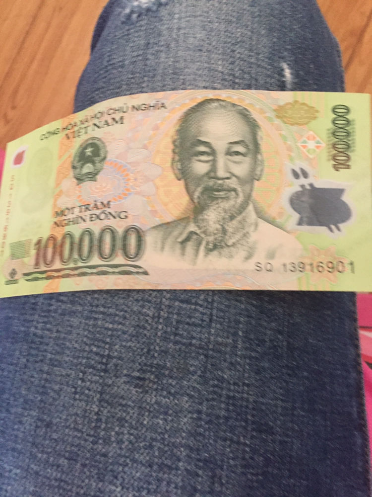 c斜线是哪个国家的货币-c是哪个国家的货币符号?