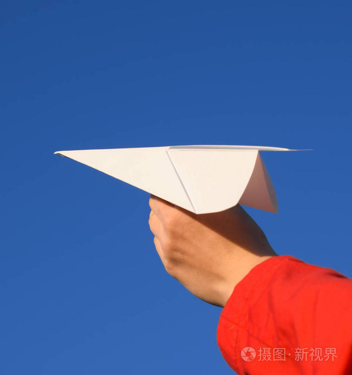 手中的纸飞机_手中的纸飞机怎么折