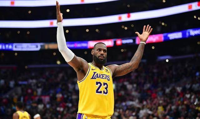 詹姆斯成为NBA首位5万分球员_詹姆斯成为nba首位5万分球员是哪一年